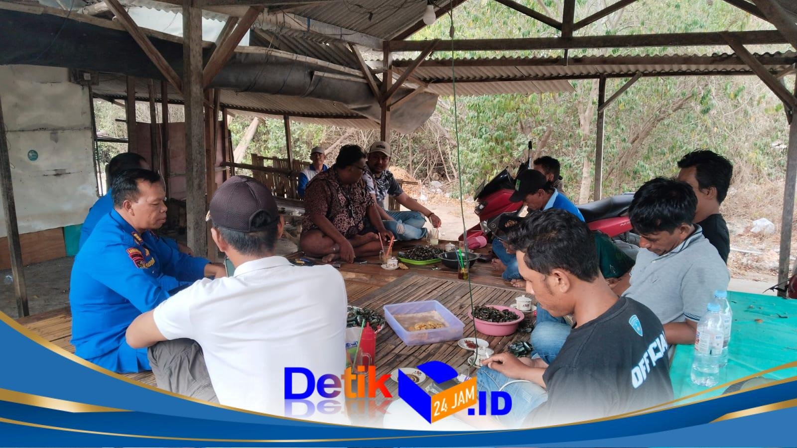Satpolairud Polres Gresik Sambangi Nelayan Ujungpangkah, Ingatkan Pentingnya Keselamatan Saat Melaut